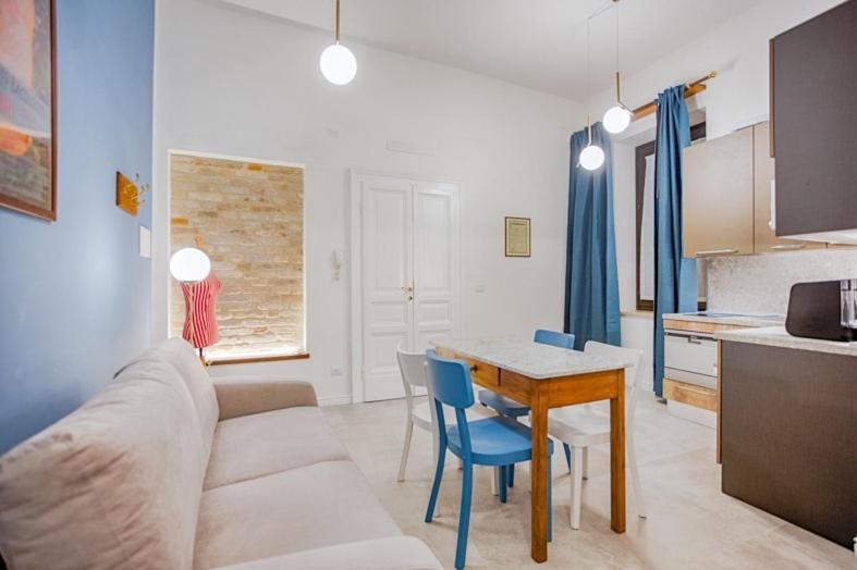 Villino Mari Camere Con Parcheggio Privato Gratuito أسكولي بيتشينو المظهر الخارجي الصورة