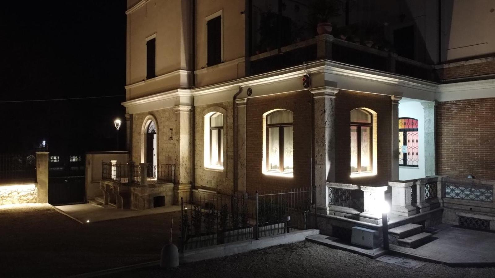 Villino Mari Camere Con Parcheggio Privato Gratuito أسكولي بيتشينو المظهر الخارجي الصورة